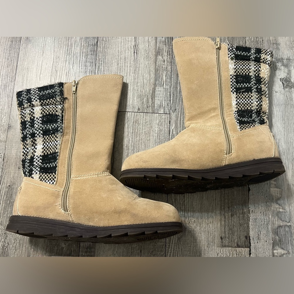 Muk Luks Women's Tan and Black Plaid Boots‎